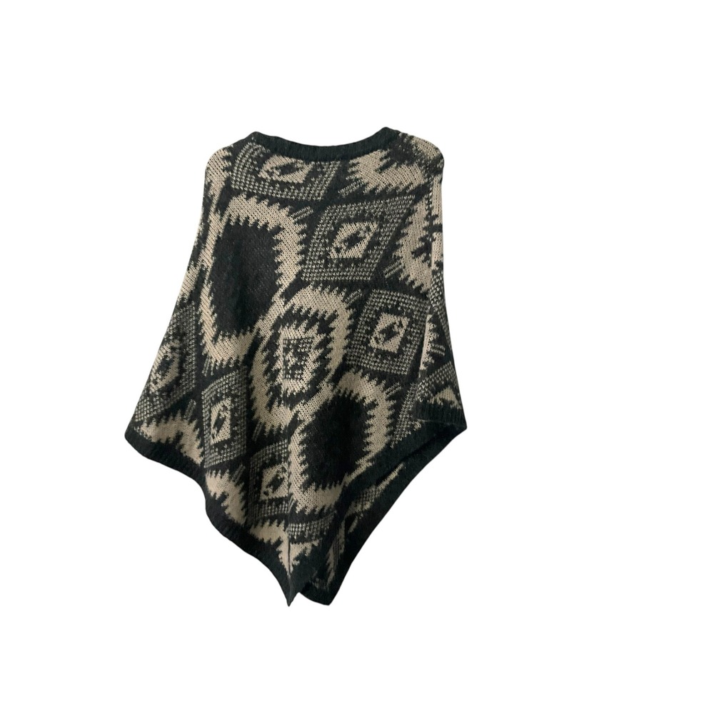 Love Spray Womens Black Cream Geometric‎ Wool Blend Knit Poncho Cape Sweater - Picture 3 of 6